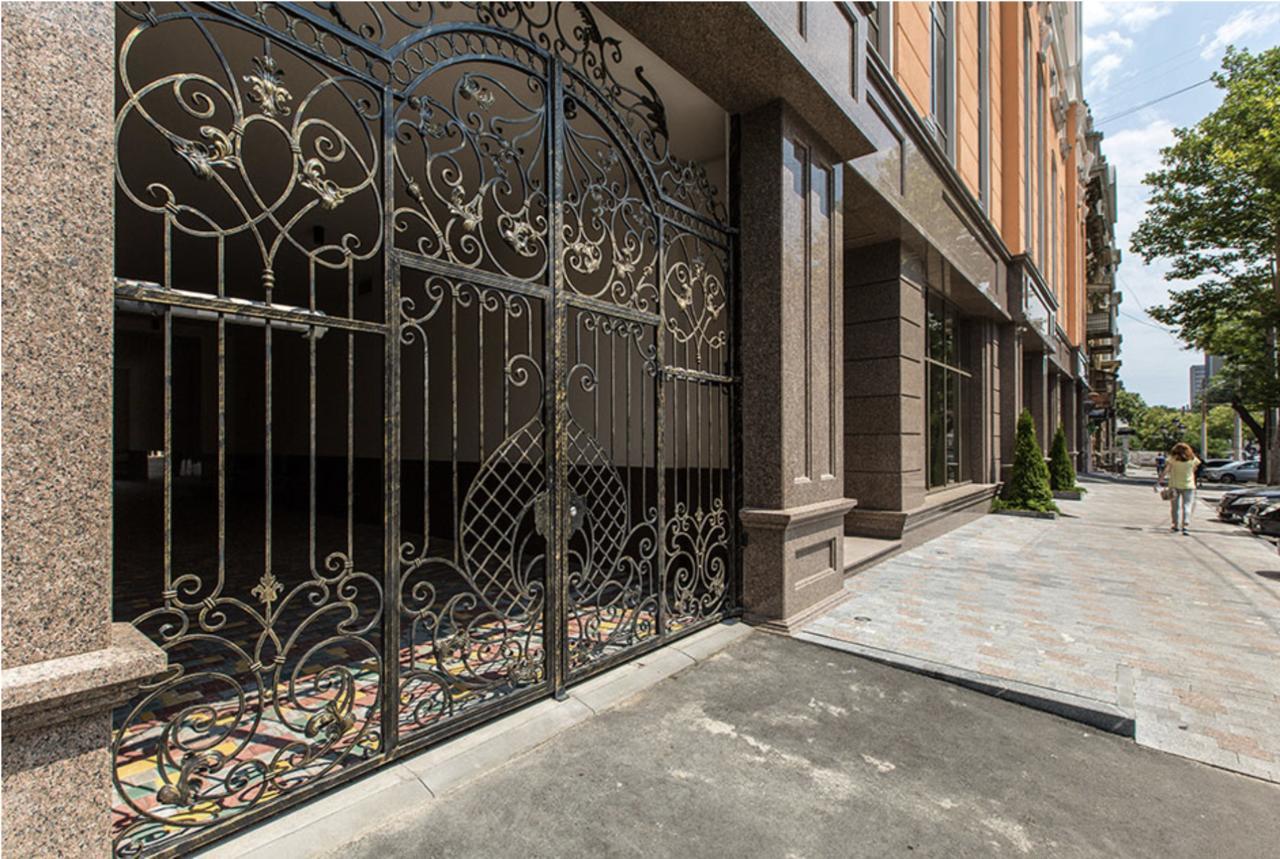 Skycity Apartments Odessa Exterior foto